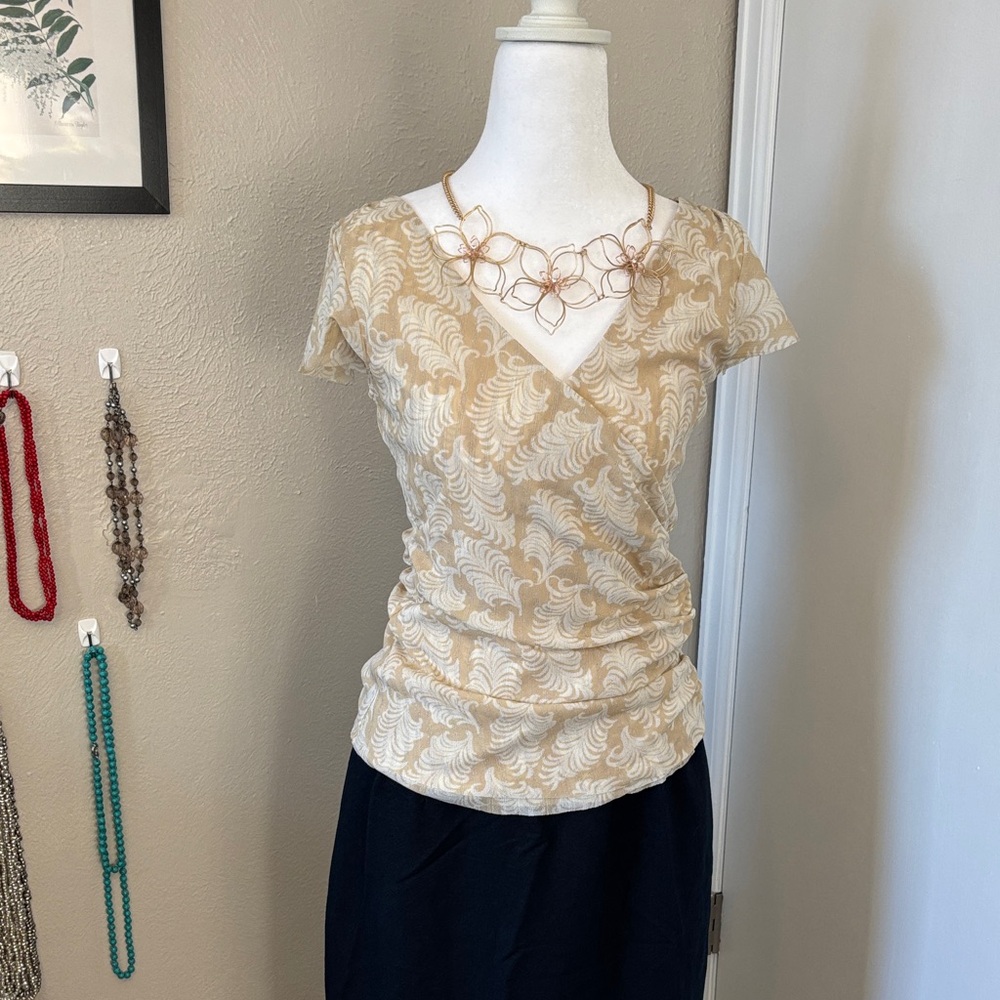 Express Beige and White Patterned Blouse size M